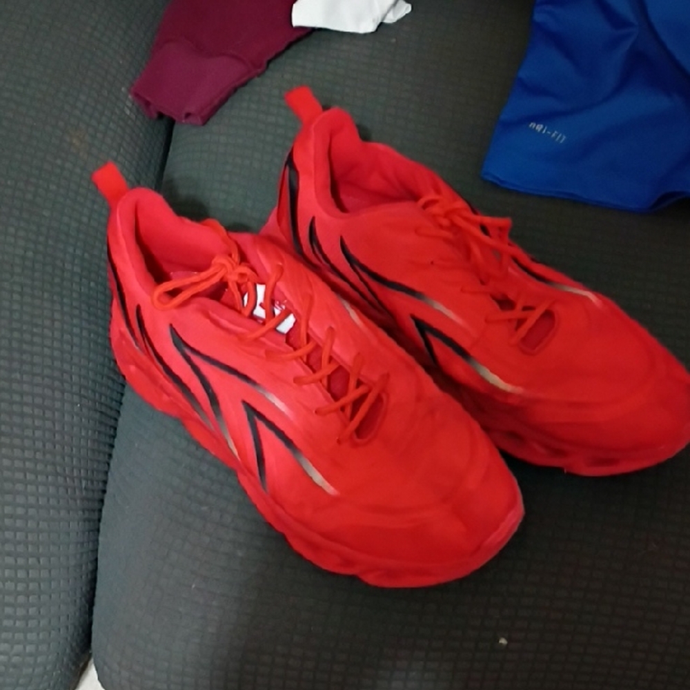 Airwalk Red Athletic Shoes